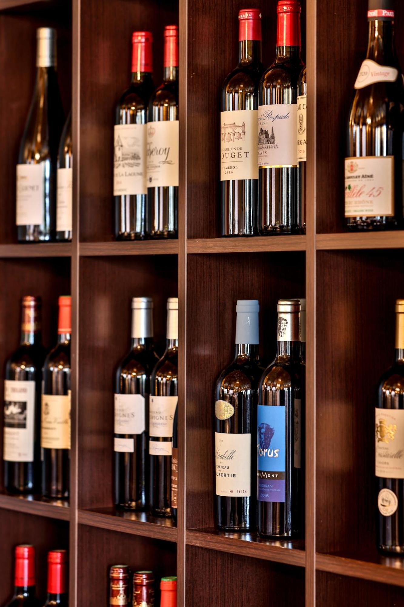 Logis Hotel-Restaurant Les Voyageurs La Coquille Zewnętrze zdjęcie