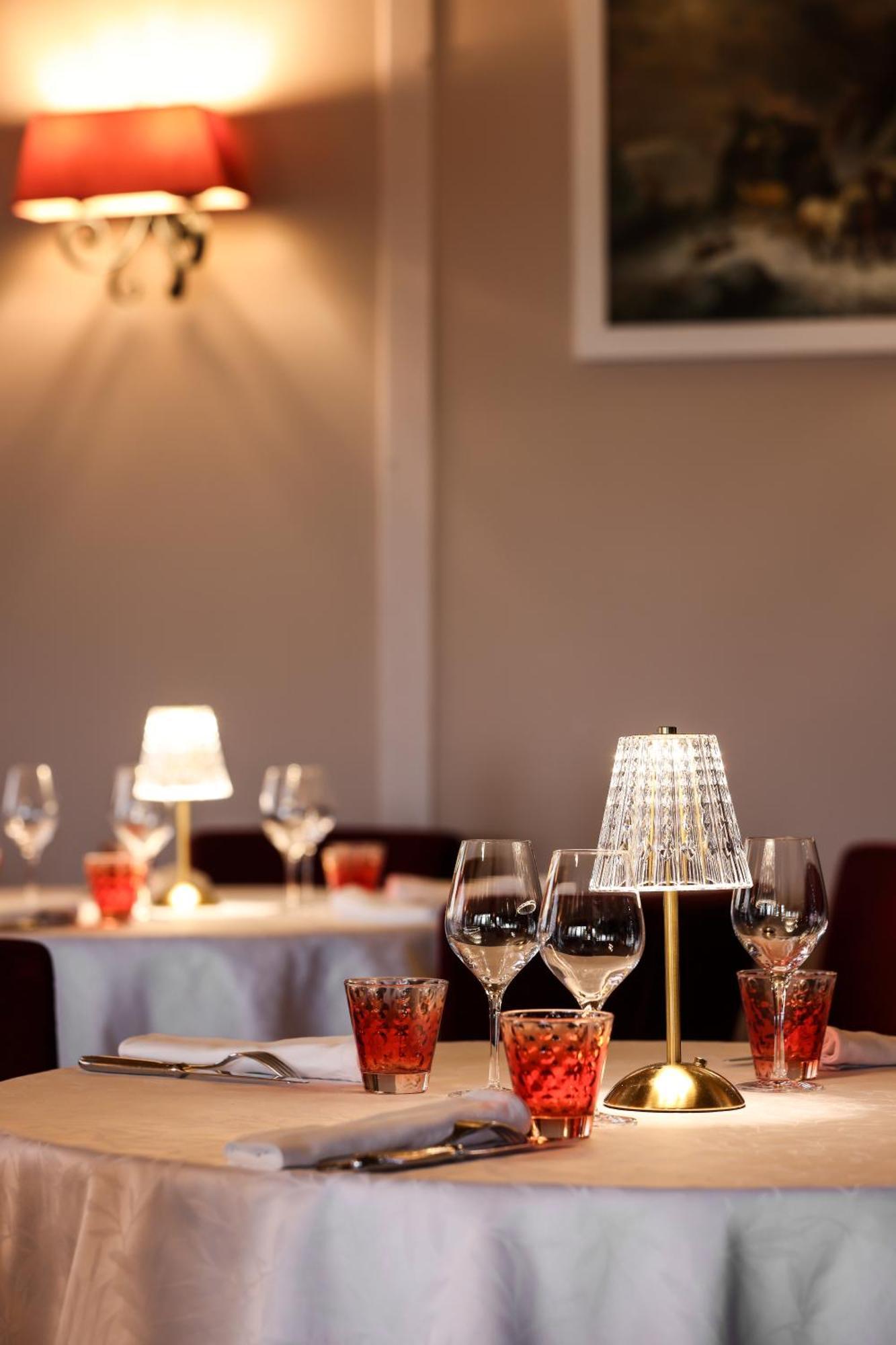 Logis Hotel-Restaurant Les Voyageurs La Coquille Zewnętrze zdjęcie