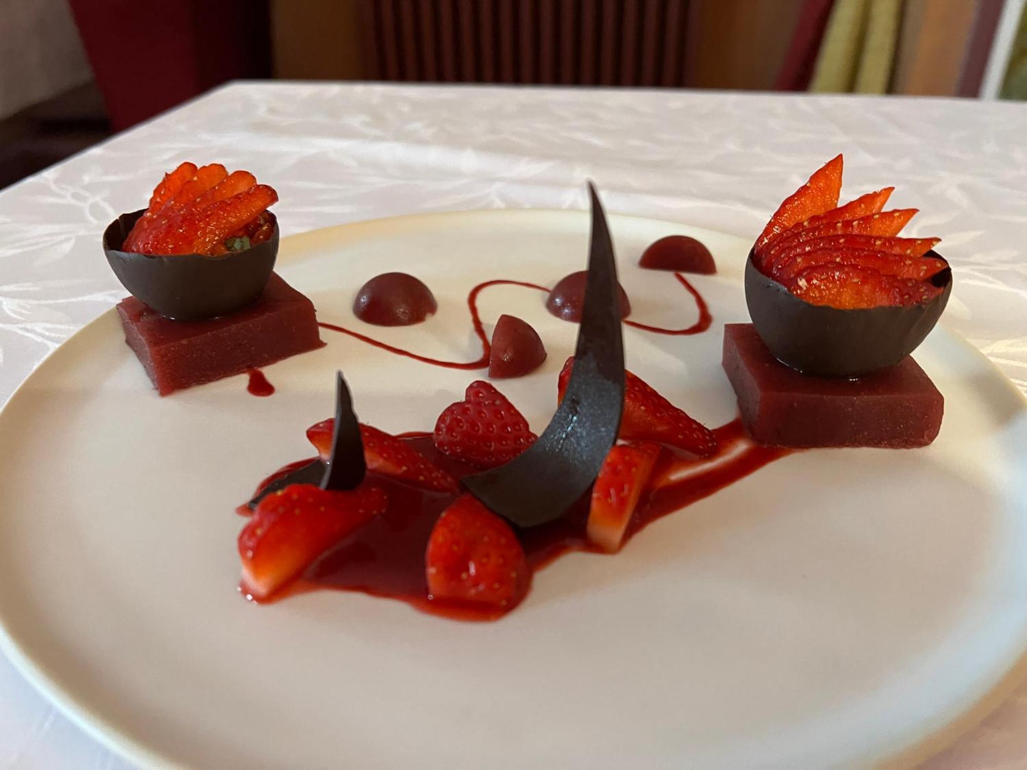 Logis Hotel-Restaurant Les Voyageurs La Coquille Zewnętrze zdjęcie