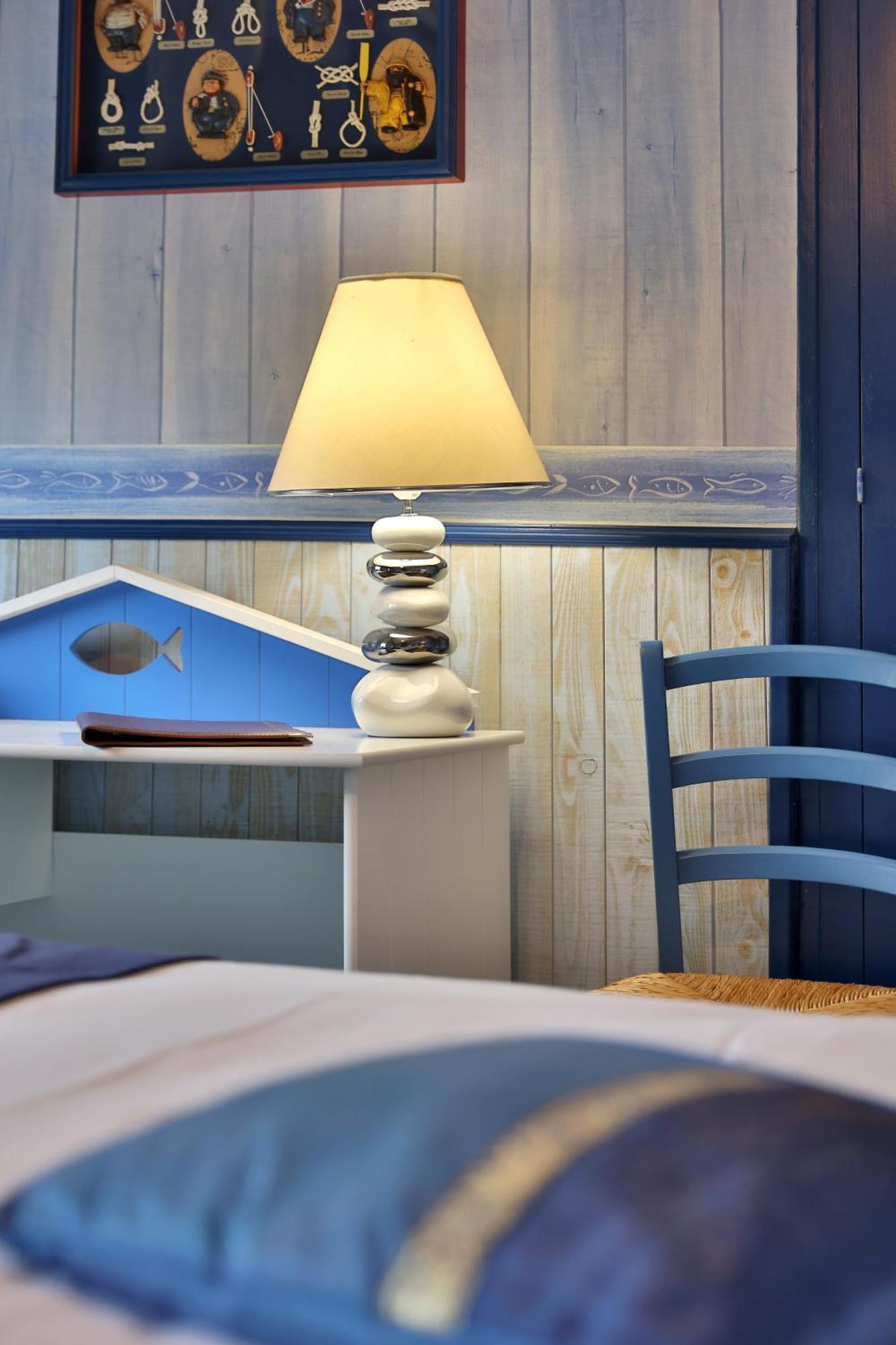 Logis Hotel-Restaurant Les Voyageurs La Coquille Zewnętrze zdjęcie